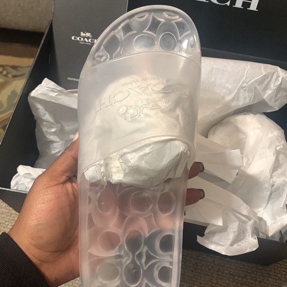 Brand new clear rubber Coach slides - Picture 2 of 4